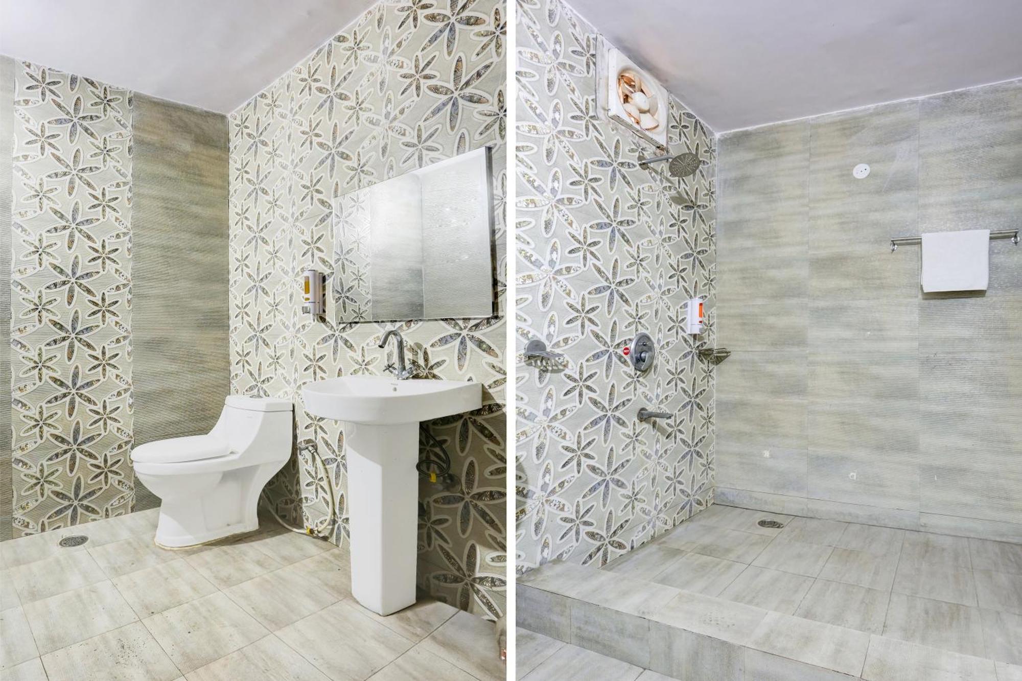 Super Townhouse Haibowal Chowk Лудхиана Экстерьер фото